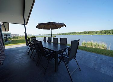 Ruim 10-persoons vakantiehuis in Overijssel - 3