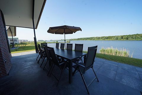 Ruim 10-persoons vakantiehuis in Overijssel - 3