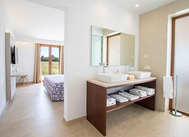 Modern en groot vakantiehuis met zwembad  - 33