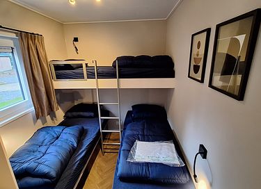 Komfortable Lodge mit Whirlpool in der Natur - 8