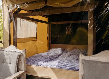 Robuste Lodge für 8 Personen mit Holzofen - 11