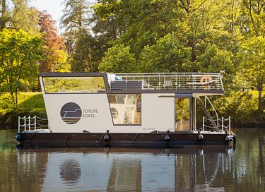 Moderne woonboot op de Saar - 2
