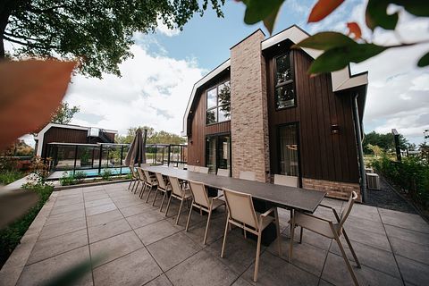 Luxury group villa with wellness and pool - 4
