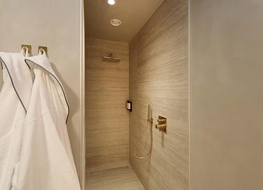 Romantic wellness suite in the forest - 21