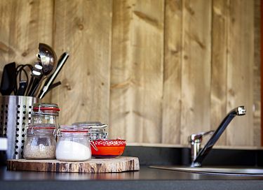 Tente glamping confortable pour 2 personnes - 9