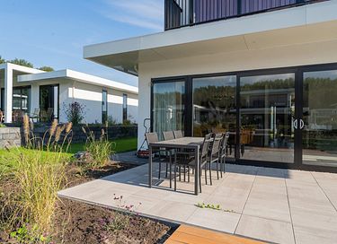 Luxury waterfront villa with private jetty - 47