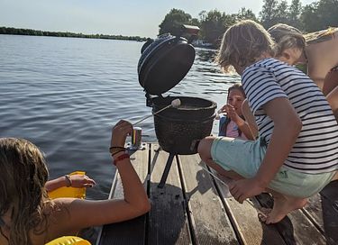 Unieke waterbeleving op luxe woonboot - 22