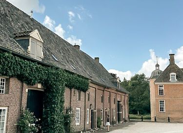 Cottage in der alten Orangerie eines Schlosses - 27