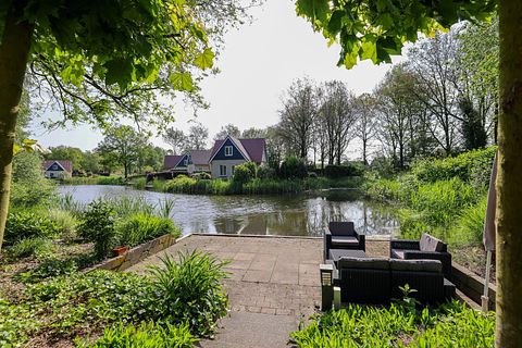 Stimmungsvolle Ferienwohnung direkt am Wasser - 2