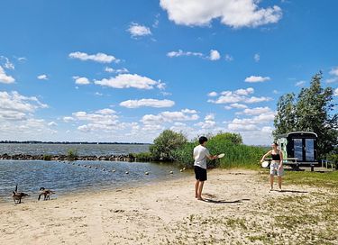 Une roulotte au bord de la plage - 19