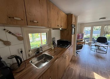 Chalet mit privatem Whirlpool auf der Veluwe - 8