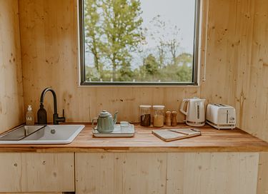 Romantisch Tiny house midden in de natuur - 9