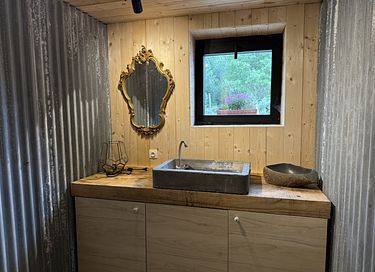 Overnachten met hottub tussen de alpaca's - 12