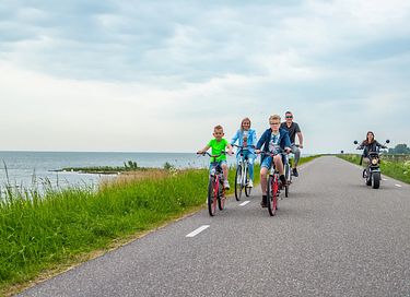 Holiday home near the water in North Holland - 19