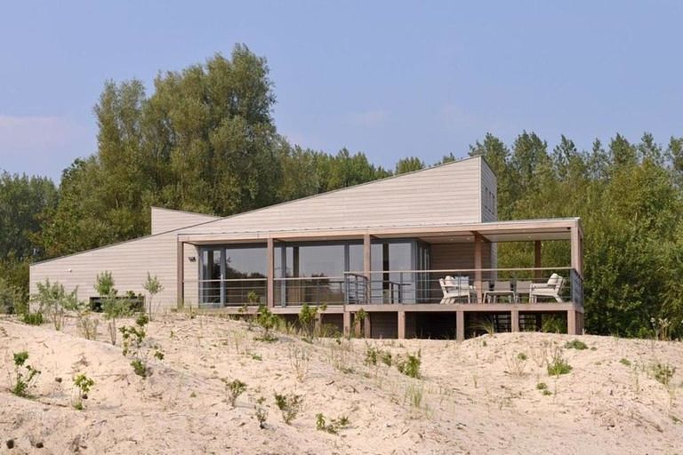 5 special nights at the beach