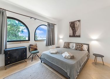 Vacation villa with private pool in Italy - 14