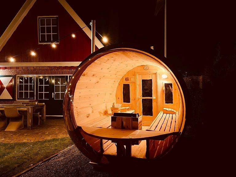 Maison de vacances de bien-être avec sauna et bain à remous - 1