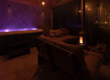 B&B de luxe avec jacuzzi, sauna et poêle à bois - 17