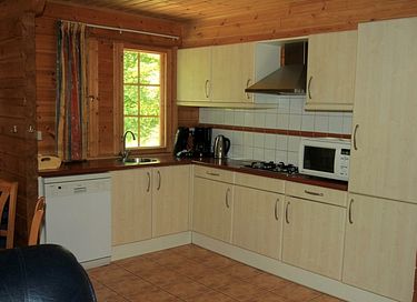 Grande maison en bois dans la forêt avec sauna privé - 8