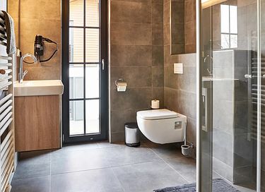 Luxe vakantiehuis met sauna en balkon - 8