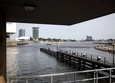 Brugwachtershuisje aan het IJ - Amsterdam - 4