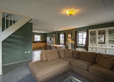 Attractive vacation home with whirlpool - 7