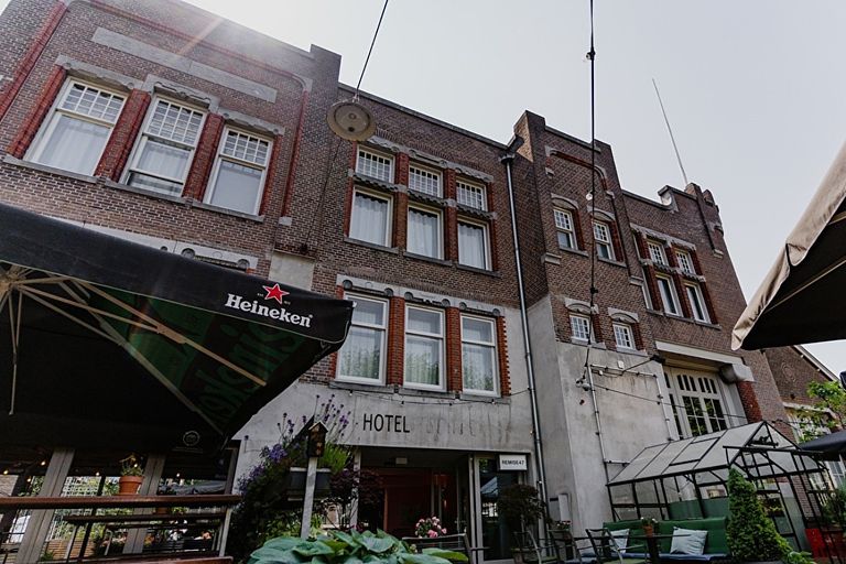 Designhotel in voormalige tramremise - 1