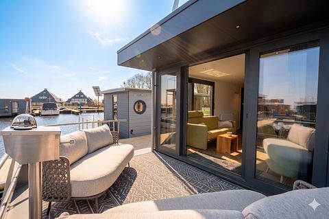 Houseboat op het Sneekermeer - 2