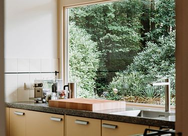 Design villa met grote bostuin in Limburg - 20