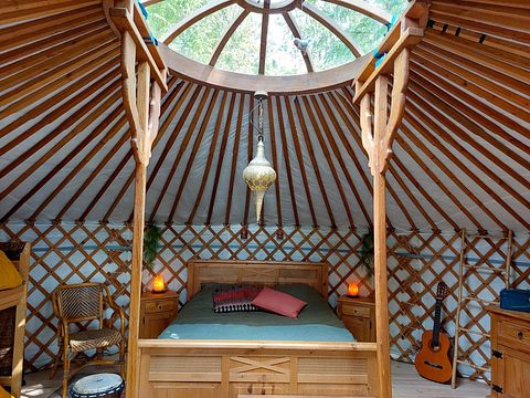 Charming yurt with a view of nature - 3