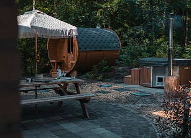 Forest cabin with hot tub, sauna and wood stove - 23