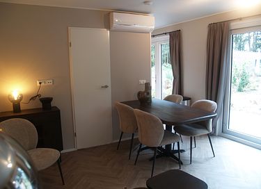 Modern lodge with a private hot tub in Drenthe - 7