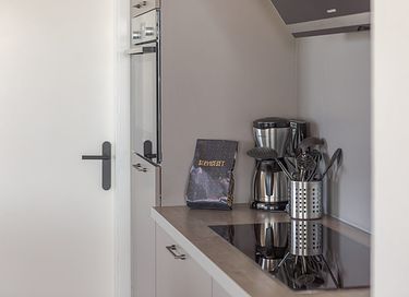 Corner apartment with panoramic views - 13