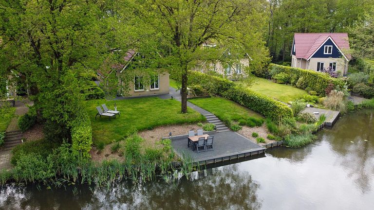Luxuriöses Ferienhaus (6p) am Wasser - 1