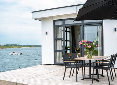 Logement de vacances romantique au bord de l'eau - 11