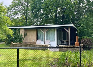 Haustierfreundlicher Bungalow im grünen Park