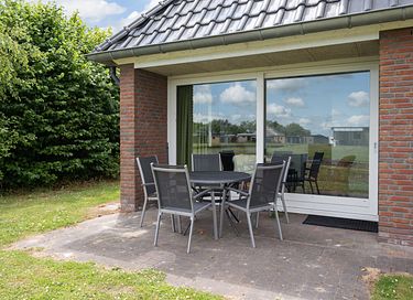 Animal friendly bungalow in Drenthe - 3