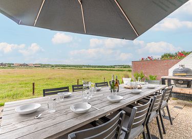 Spacious 10-person wellness villa on Texel - 30