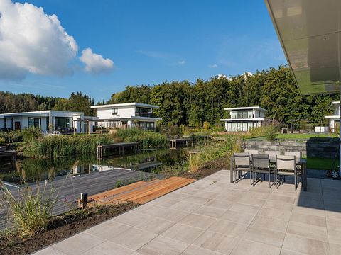 Luxury waterfront villa with private jetty - 3