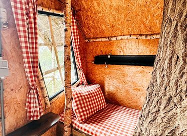 Cabane suspendue dans un beau camping à Drenthe - 3