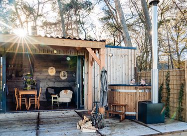 Tiny House (hot tub) overlooking Alpacas - 3