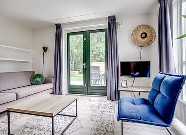 Maison familiale moderne et lumineuse avec grand jardin - 9