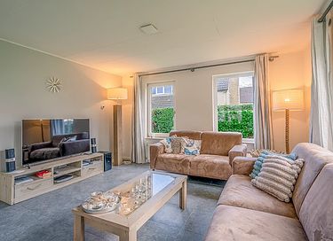Luxury home with spacious garden on Texel - 6