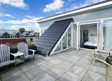 Waterfront villa with roof terrace - 22