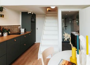 Tiny House in boomgaard tussen de schapen - 10