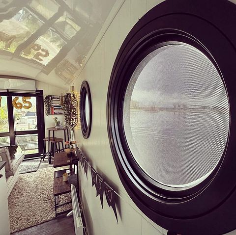 Cozy houseboat on the water in Gelderland - 4