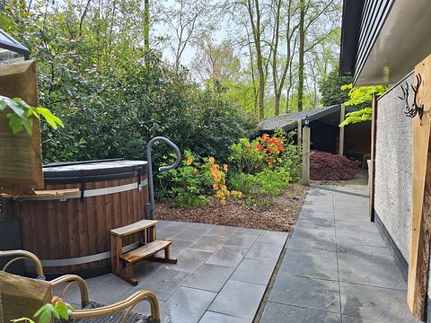 Waldhaus mit privater Sauna und Whirlpool - 4
