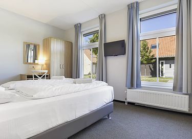 Luxury group accommodation in Zeeland with sauna - 8