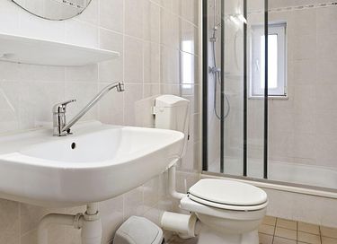 Vakantiehuis met sauna (6p) aan visvijver - 16