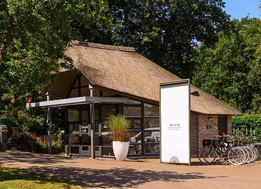 Thatched holiday home near beach and sea - 18